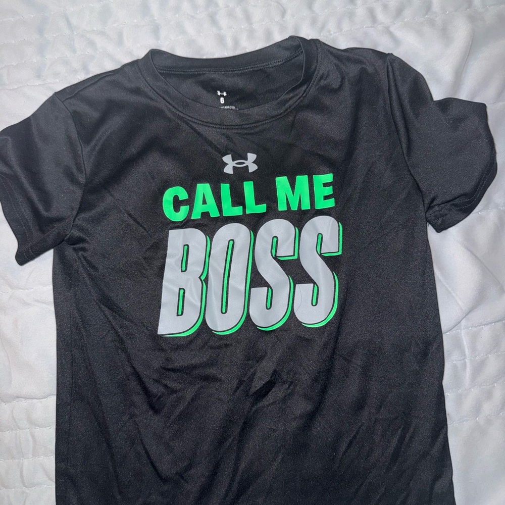 Under Armour Black Tee with Green and Gray Graphic